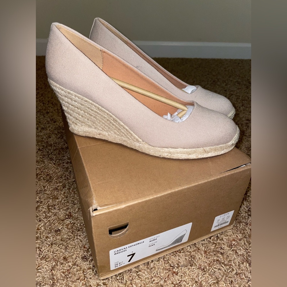 Brand new in box J Crew Tan Espadrilles Wedges size 7